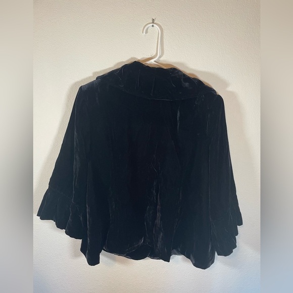 Lane Bryant Velvet 3/4 Bell Sleeve Jewel Button Jacket - Picture 7 of 7